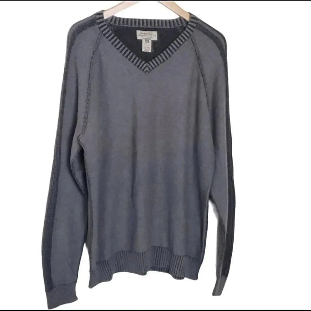 American Rag V-Neck Sweater Mens XXL Gray Striped Long Sleeve Casual Chunky Knit